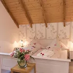 With 2 Bedrooms Holiday home Sudbrookmerland