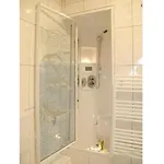With 2 Bedrooms *